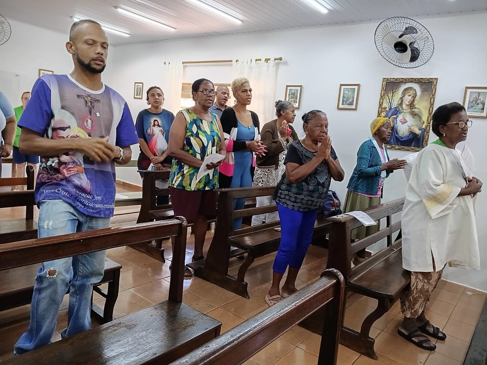 Comunidade celebra Dia de São Pedro com terço, missa e procissão