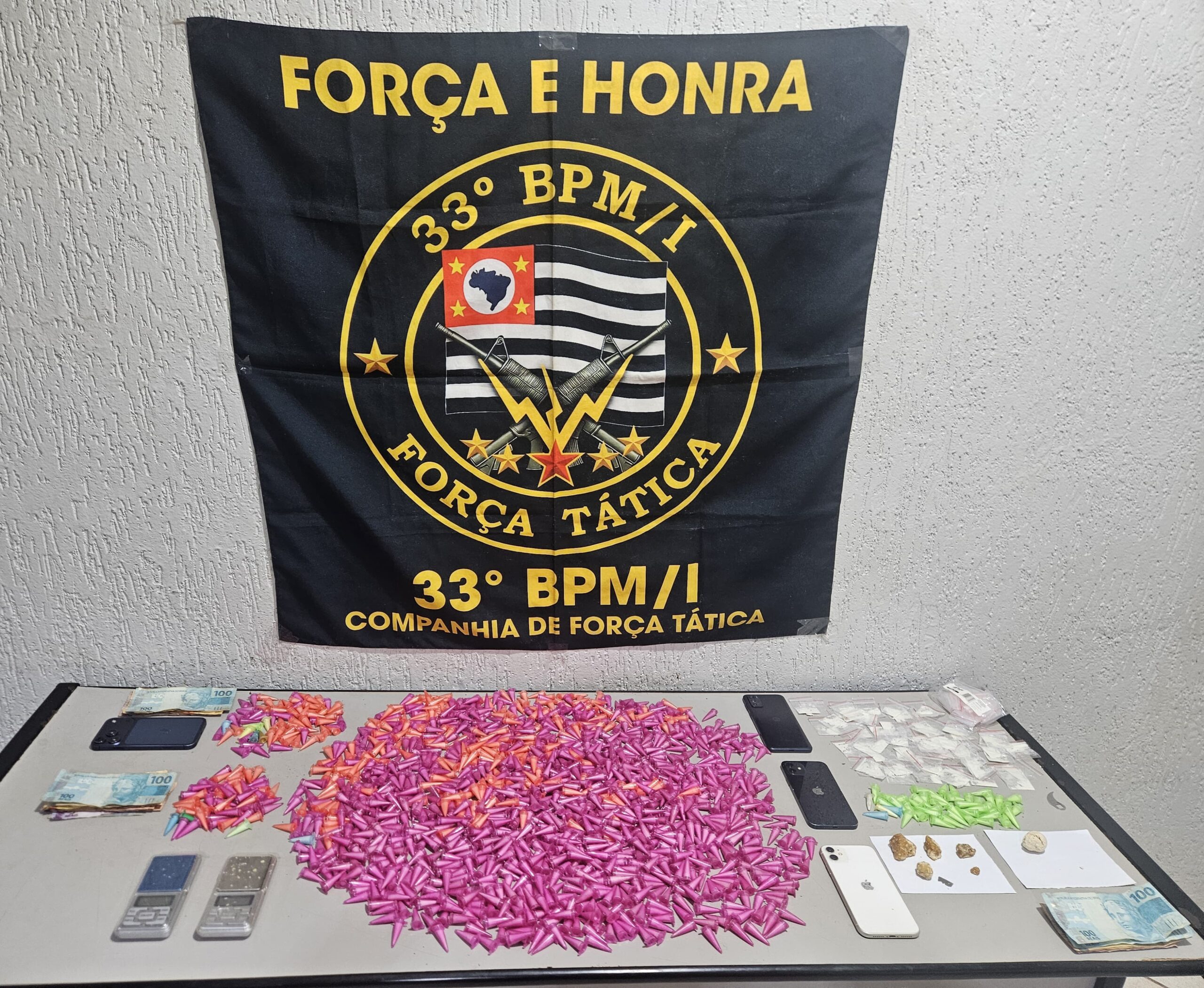 Força Tática apreende grande quantidade de drogas em Barretos