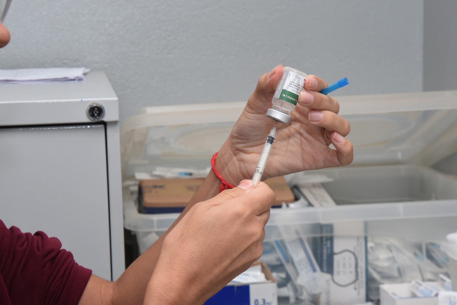 100 doses de vacina contra gripe foram aplicadas nas UBSs de Barretos no sábado, dia 20