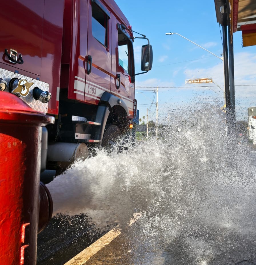 Corpo de Bombeiros vistoria hidrantes em Barretos e região