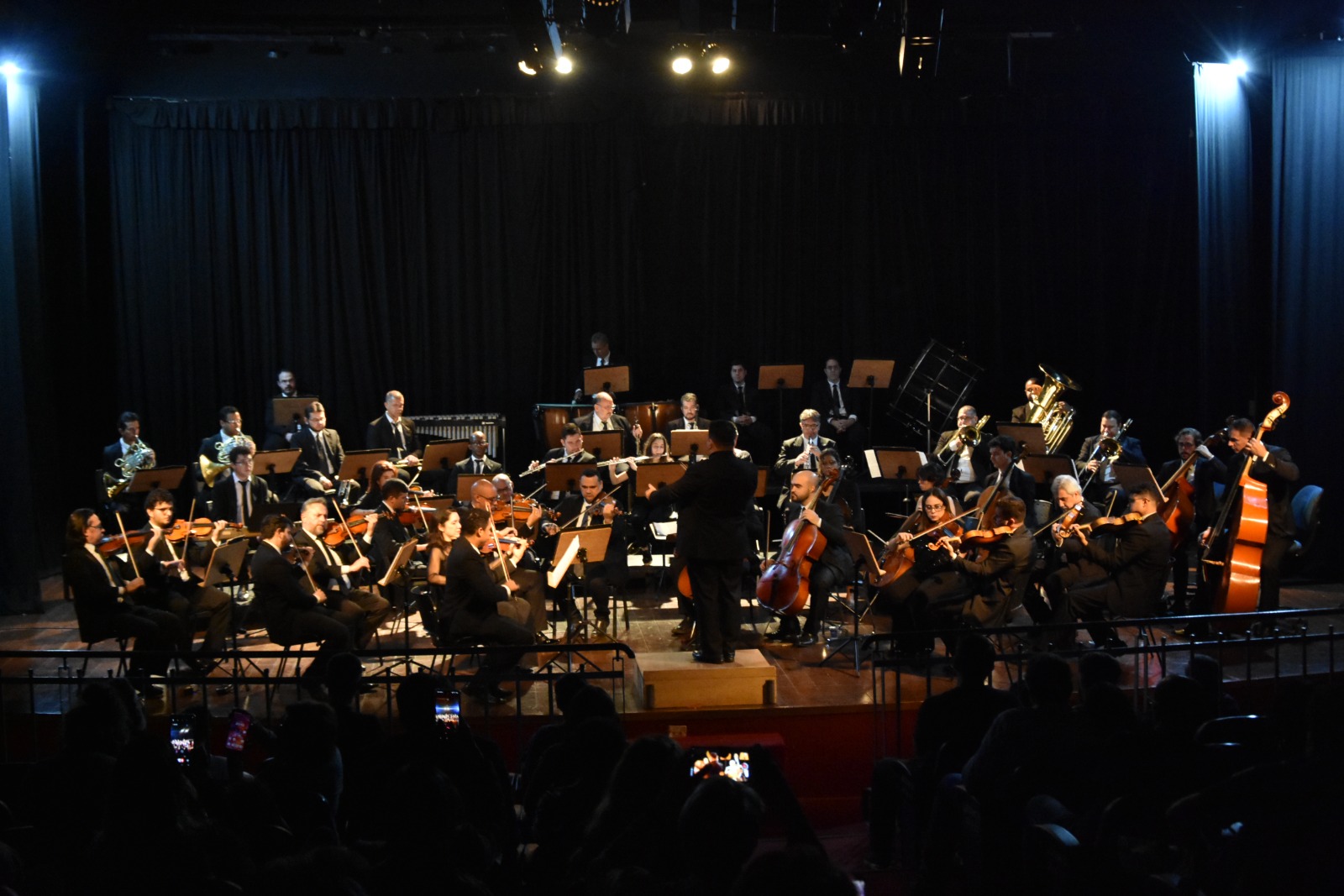 Sucesso de público e solidariedade marcam concerto da Orquestra Sinfônica de Barretos