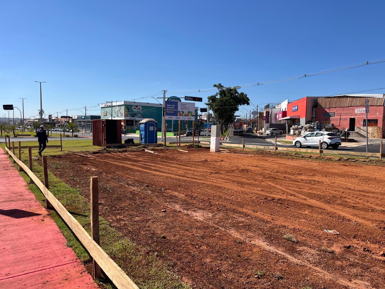Prefeitura inicia obra da Praça do Futuro na Avenida Engenheiro Necker Carvalho de Camargos
