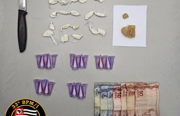 Força Tática prende homem por tráfico de drogas durante operação em bairros