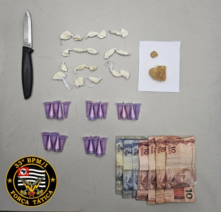 Força Tática prende homem por tráfico de drogas durante operação em bairros