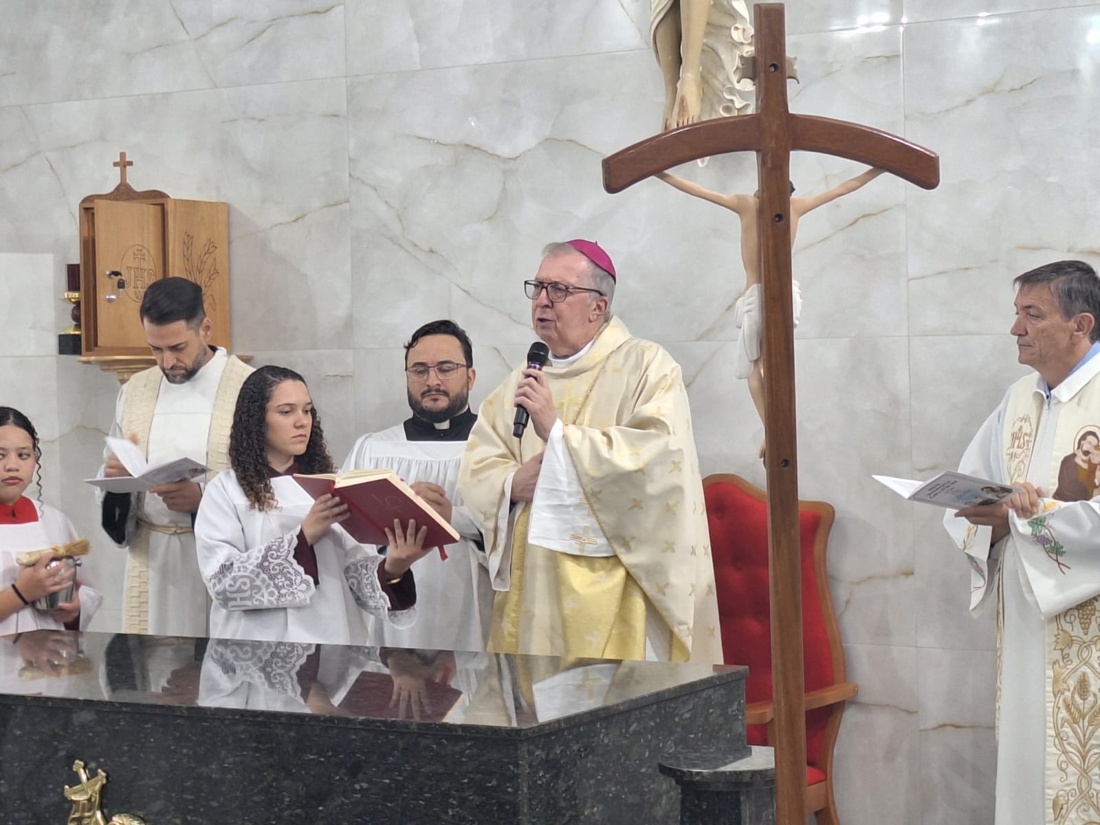 Capela São José é entregue em missa celebrada pelo bispo Dom Milton
