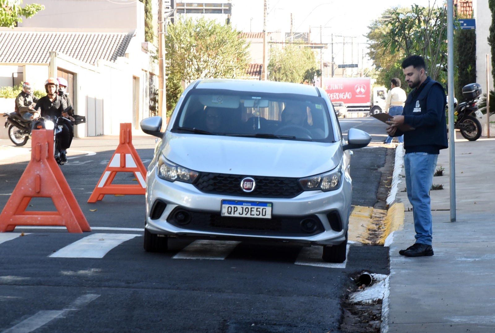 Drive-Thru de Vacinação contra a Gripe aplica 432 doses