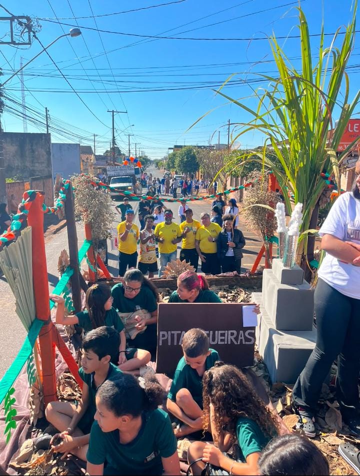 Projeto Aruanda Brasil representa Barretos em Desfile Cívico de Pitangueiras