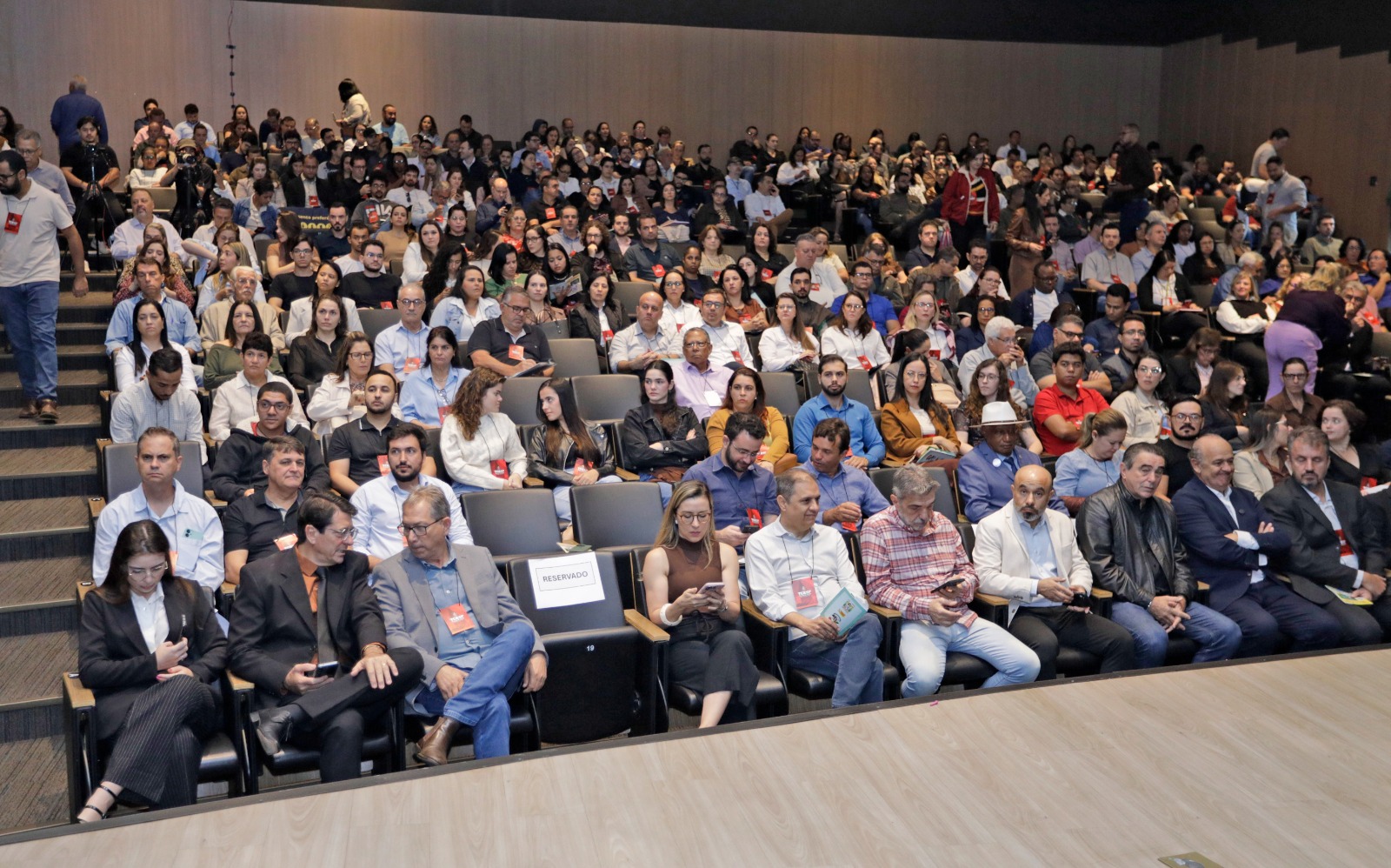 Prefeito e servidores públicos de Barretos participam de formação do TCESP sobre a Nova Lei de Licitações
