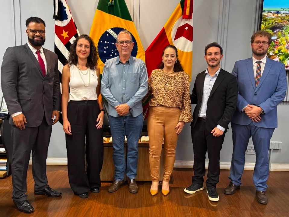 Prefeito recebe presidente da Comissão de Advocacia Pública da OAB-SP em visita institucional