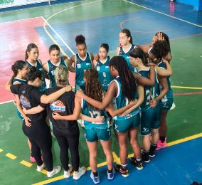 Basquete feminino da APAB Barretos/Unifeb vence na estreia no Brasileiro